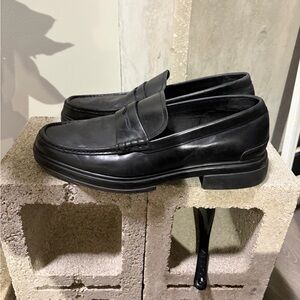 Aldo - Classic Black Loafers - M 9.0 (42)